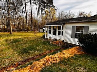 2692 S Pine Hill Rd, Lexington, IN 47138