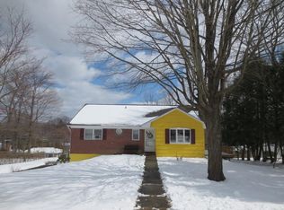 11 Manning St, New Fairfield, CT 06812