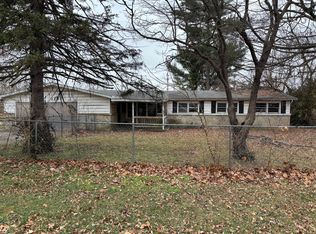 3254 W Lombard St, Springfield, MO 65802