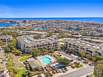 270 Cagney Ln APT 313, Newport Beach, CA, 92663