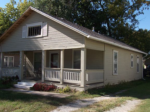 2nd image of 703 S Alleghany St