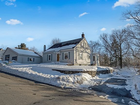 2nd image of 72 Youngs Rd