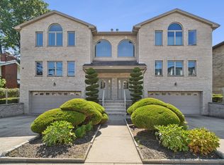 2452 Camner St #A, Fort Lee, NJ 07024