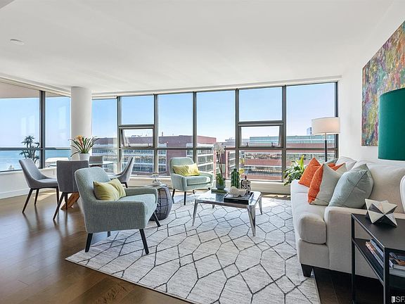 2nd image of 420 Mission Bay Blvd #902
