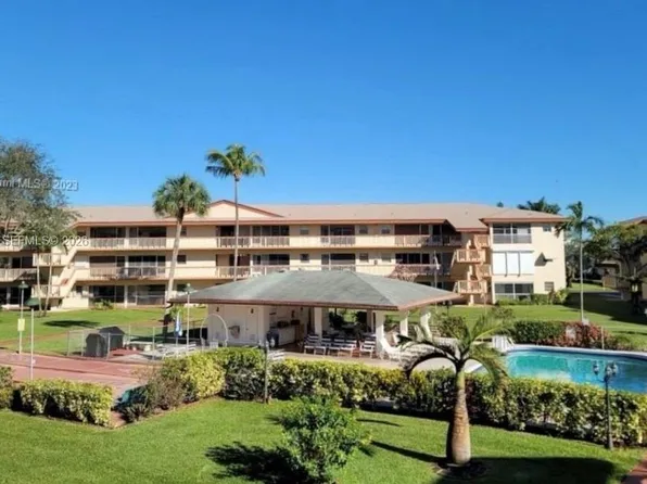 5300 Washington St APT F215, Hollywood, FL 33021