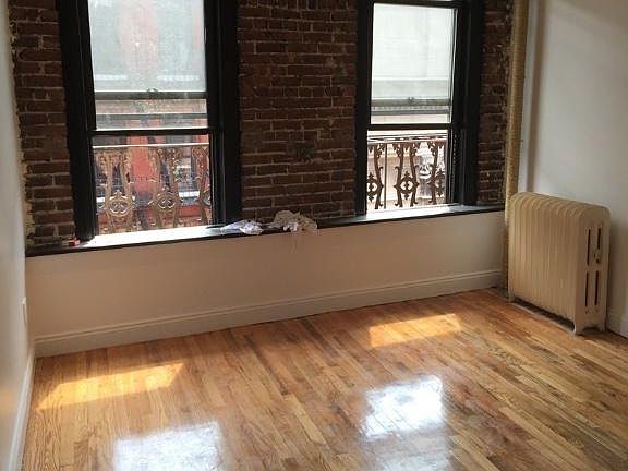 2nd image of 125 Elizabeth St APT 2B