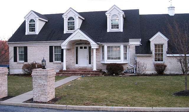 2nd image of 1746 Kline Ave