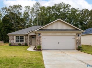 135 Domingues Ave, Meridianville, AL 35759