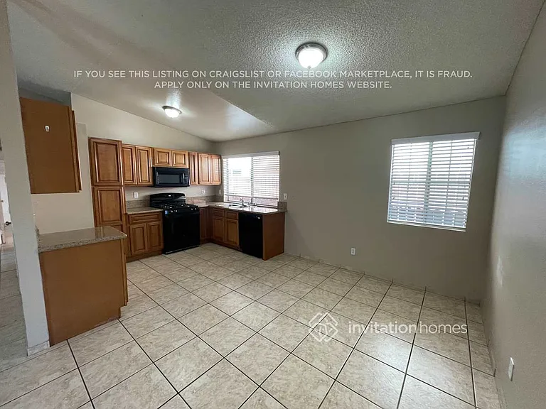 27376 Rustic Ln — Photo 6
