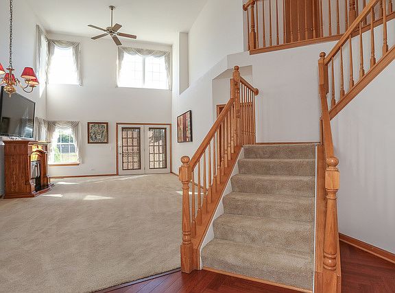 3rd image of 139 Bay Dr