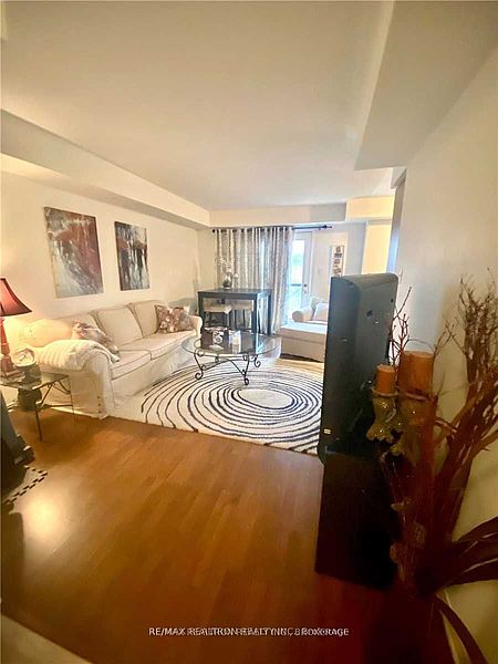 Oakville Townhouse for rent - 2 Bedrooms — photo 13
