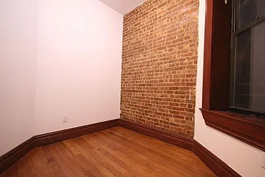 Rented by Dynamik Realty