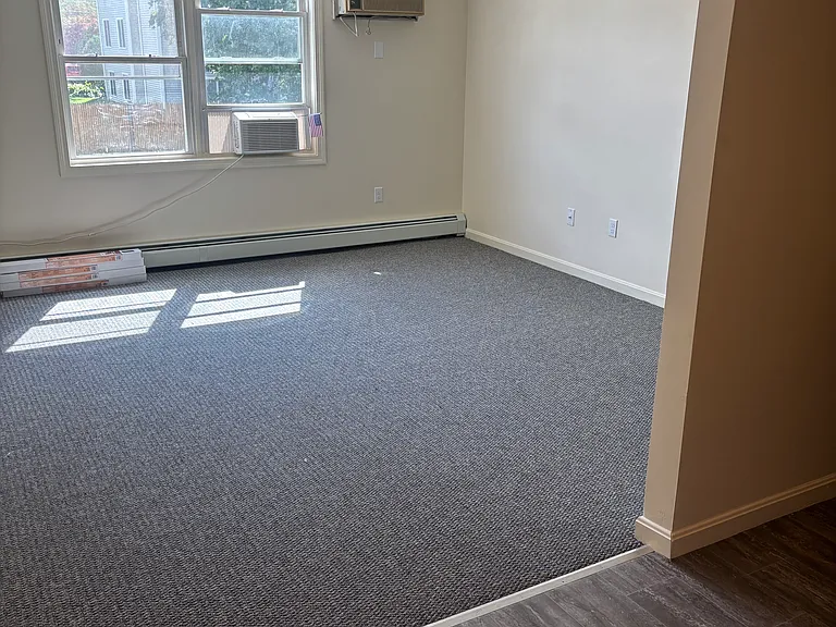 27 East St #9 — Photo 4