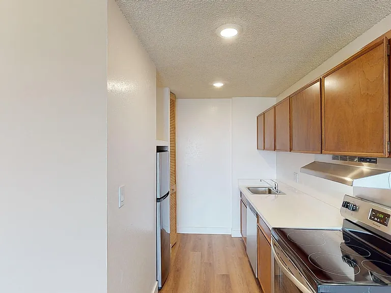 Marina Cove Apartments — Photo 45
