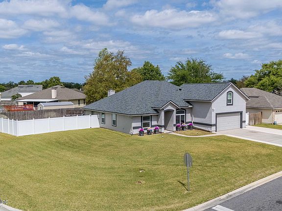 3rd image of 2600 GLENFIELD Drive