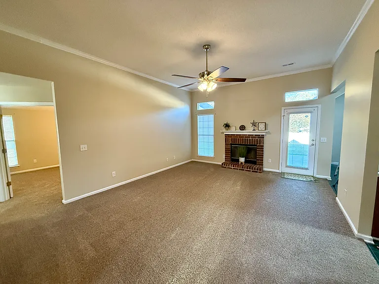 Livingroom w/recently added carpet