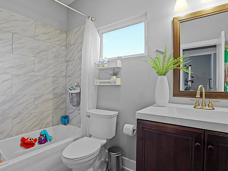4333 Delmar Blvd — Photo 26