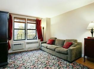 150 E 27th St APT 3F, Manhattan, NY