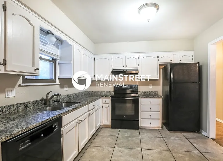 1604 N Glen Ellyn St — Photo 4