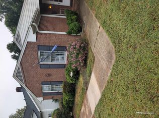 305 E Harden St, Graham, NC 27253