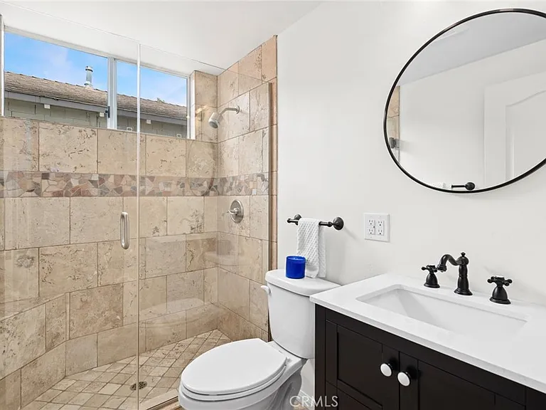 117 Marine Ave — Photo 8