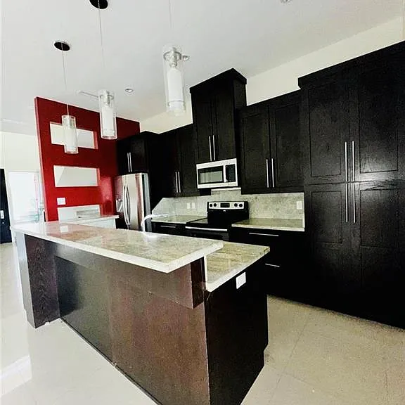 1312 E Pineridge Ave — Photo 3