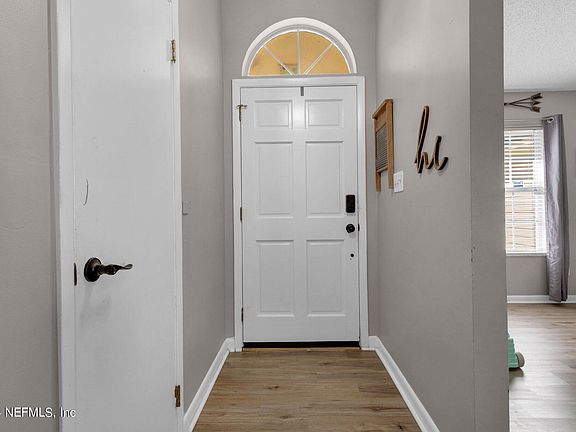 3rd image of 10959 NAPLES Court N