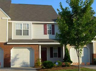 5202 Strasburg Ct, Greensboro, NC 27407