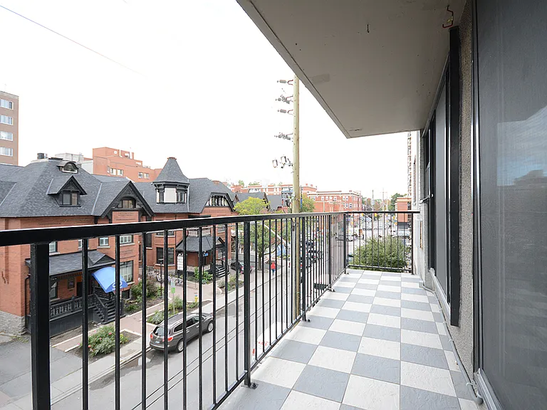 335 Maclaren St — Photo 33