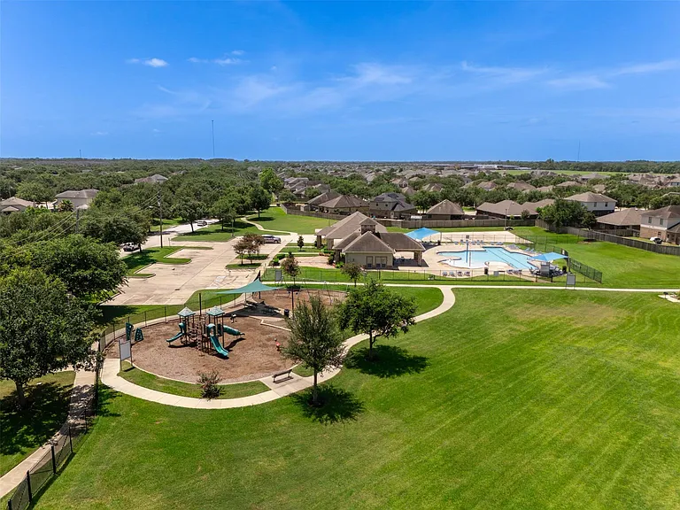 2931 Silver Landing Ln — Photo 43
