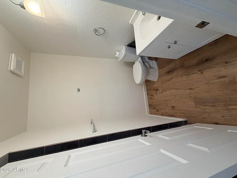 6038 S Alameda Rd #2 — Photo 20