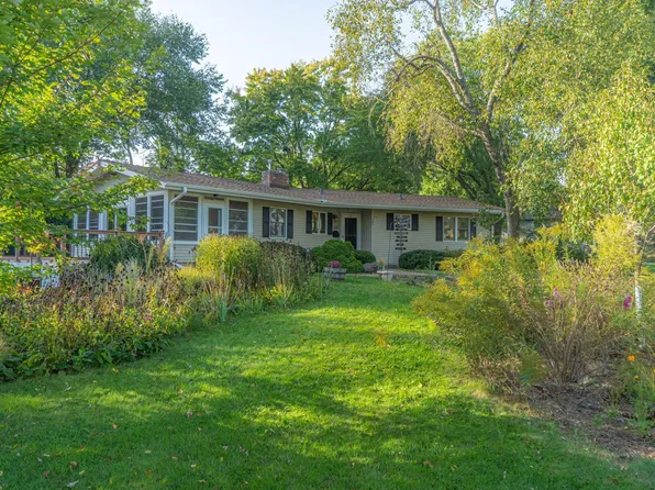 1110 William St N, Stillwater, MN 55082