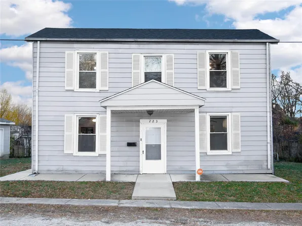 223 Roosevelt St, Lebanon, IL 62254