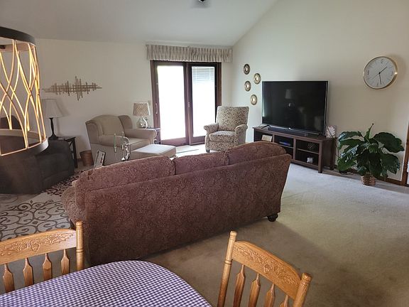 5th image of 1405 Lorianna Ct