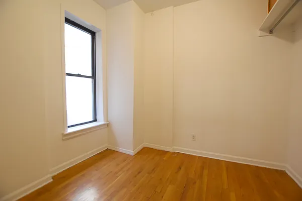 Rented by REAL New York | media 11