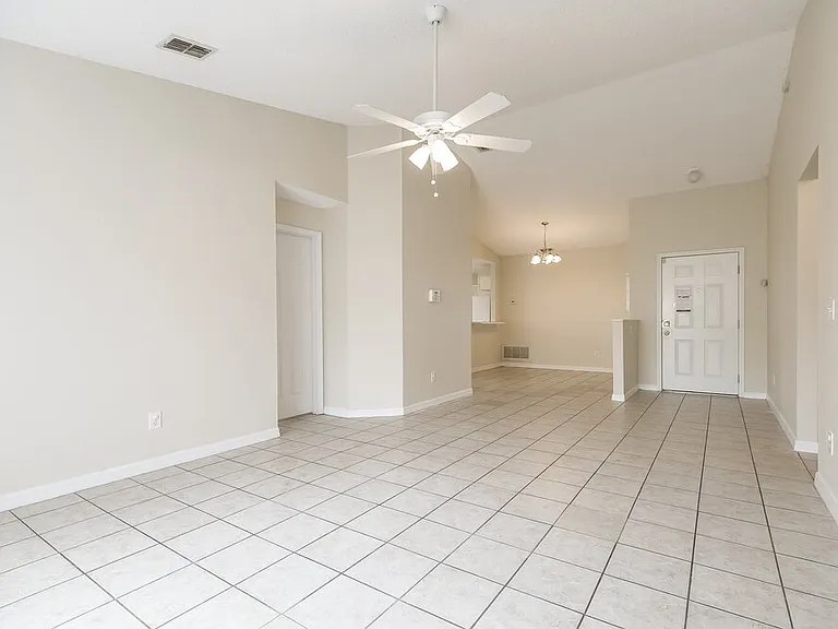 4607 Osceola Point Trl — Photo 3