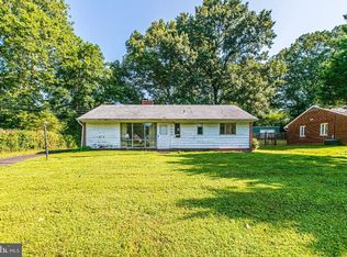 7420 Axton St, Springfield, VA 22151