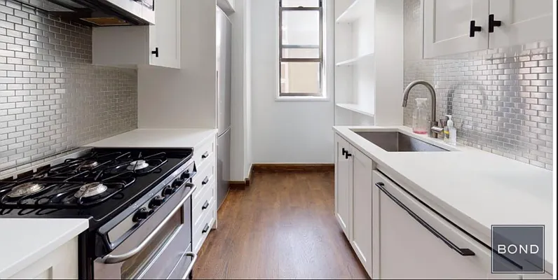 Rented by Bond New York | media 15