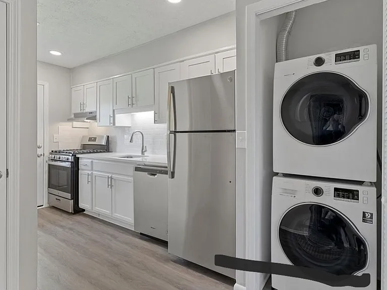 1543 Hardin Ave #7 — Photo 9