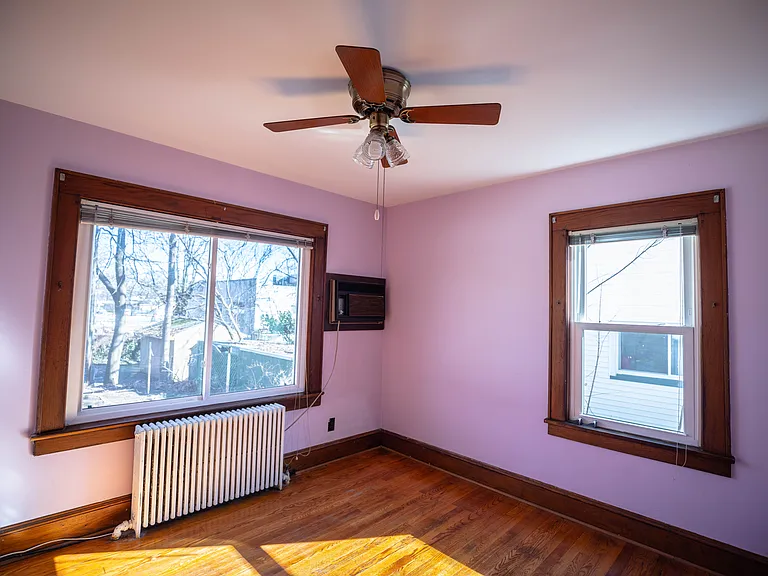 31 Spring Valley Ave — Photo 14