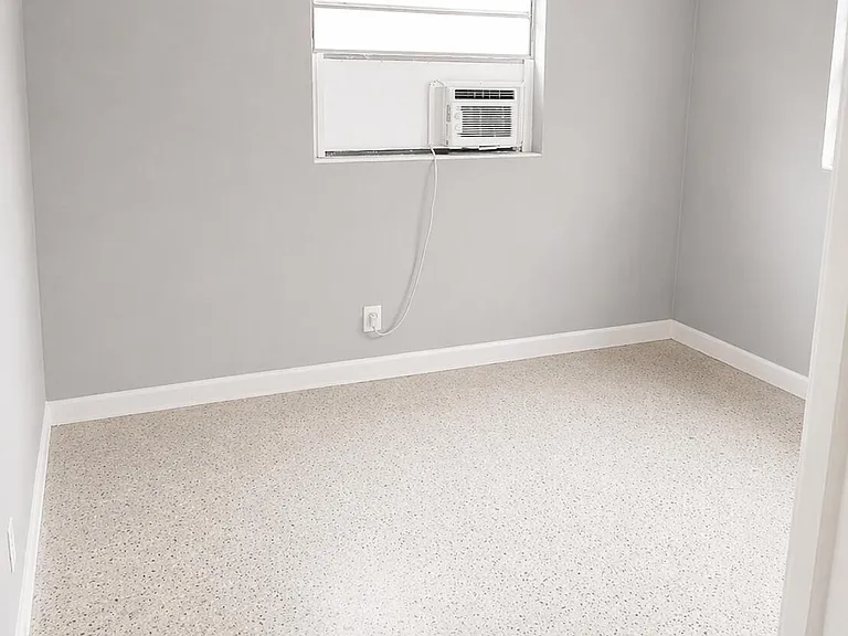 413 N Sapodilla Ave #1 — Photo 6