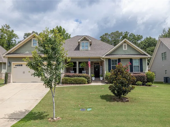 4124 Creekview Ct, Auburn, AL 36832