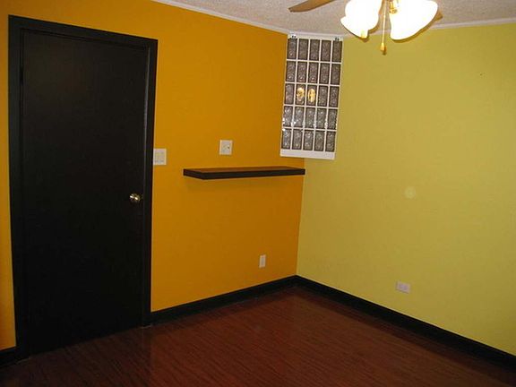 4th image of 1413 Wyndham Dr #108