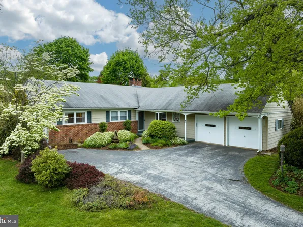 12 Chetwynd Rd, Paoli, PA 19301