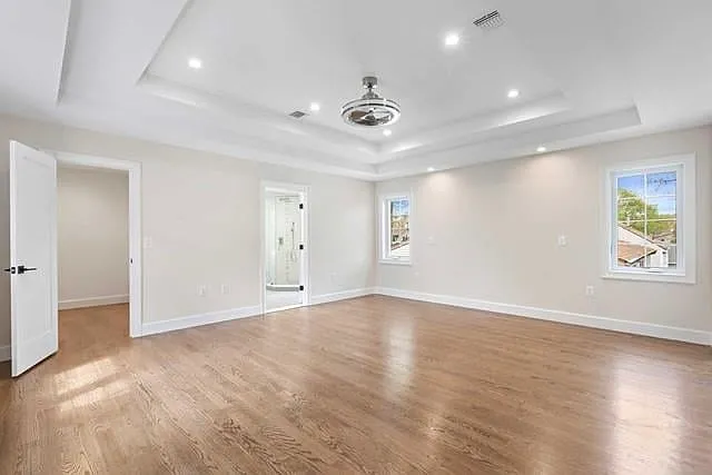 70 Columbus Dr — Photo 14