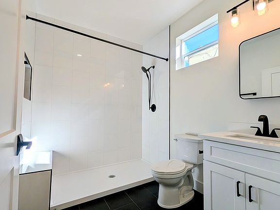 4th image of 2519 18th St