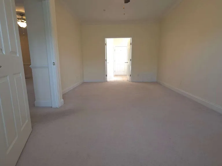 321 Gallery Dr #202 — Photo 24