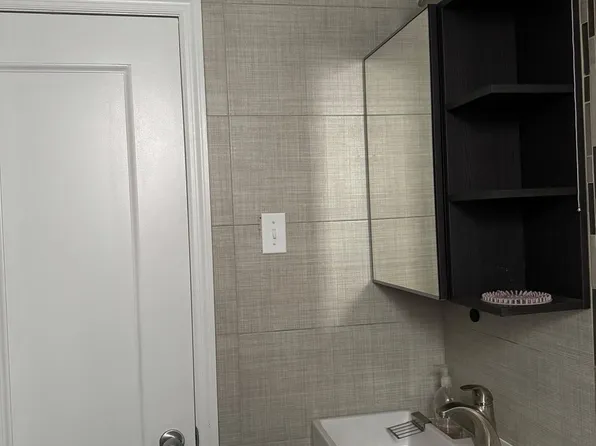 1053 East 13th Street image 20 of 23