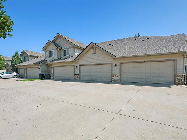 10818 Cimarron St #1106 — Photo 21