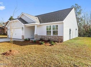17 Mansfield Cv, Ocean Springs, MS 39564